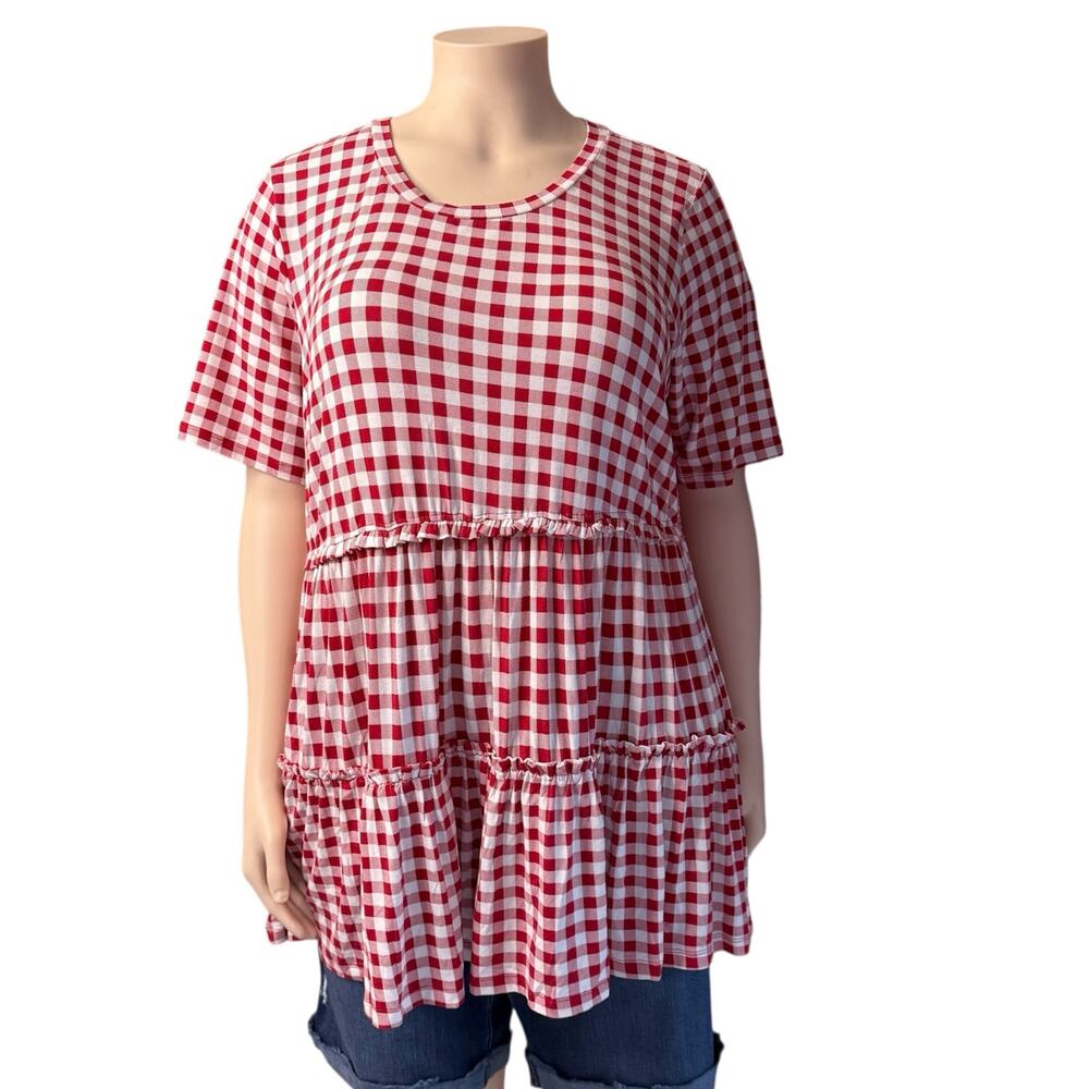 Avenue Long Length Short Sleeve Gingham Top Size 26/28 in Red and White
